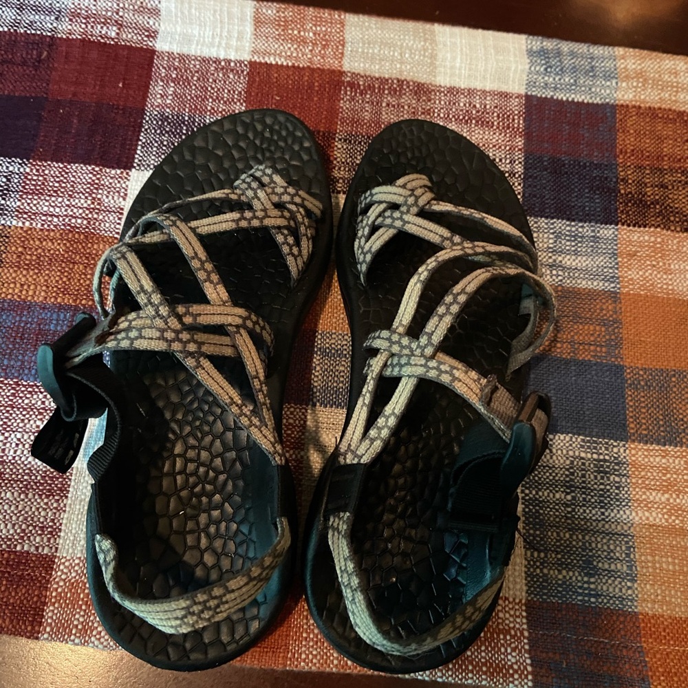 Hello - Picture 3 of 3